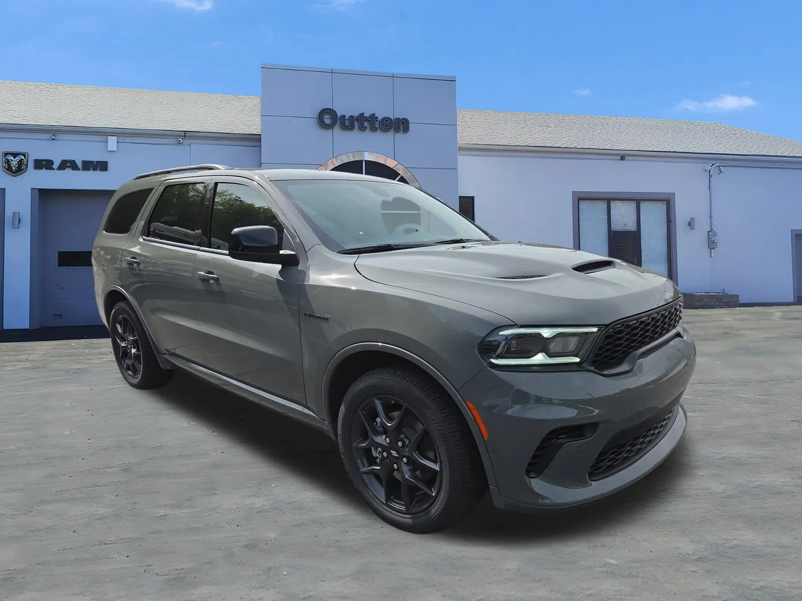 2026 Dodge Durango GT HEMI V8 AWD's photo