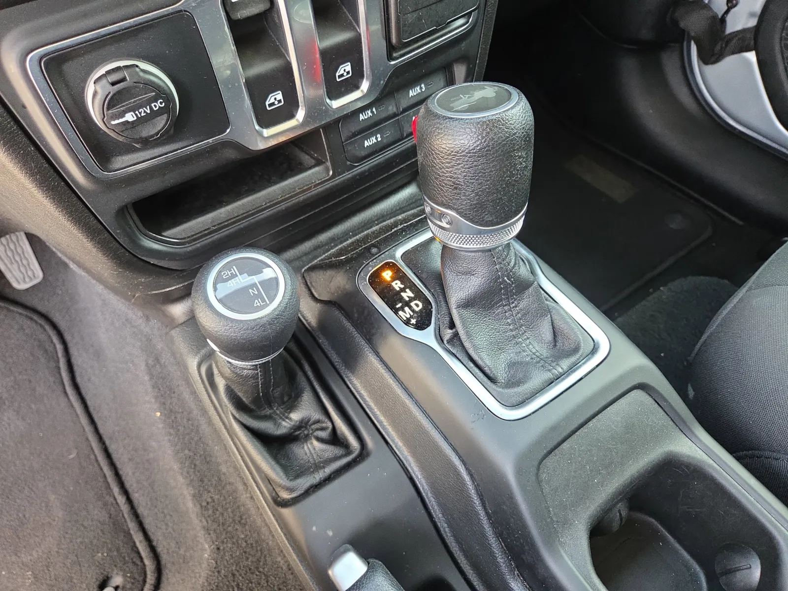 2023 Jeep Wrangler 2-Door Sport S - Photo 23
