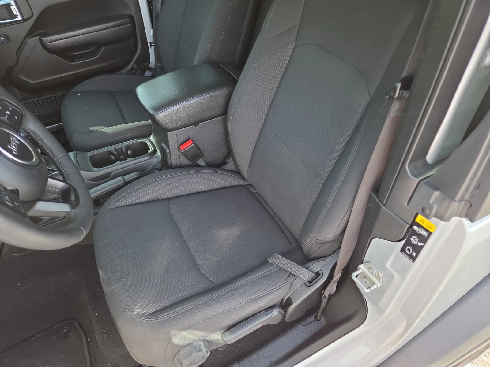 2023 Jeep Wrangler 2-Door Sport S - Photo 13