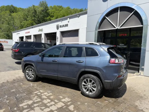 More photos of 2021 Jeep Cherokee Latitude Lux at Outten Chrysler Dodge Jeep Ram of Tamaqua, PA