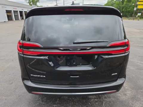 Another view of 2027 Chrysler Pacifica Select for sale in Tamaqua, PA at Outten Chrysler Dodge Jeep Ram of Tamaqua