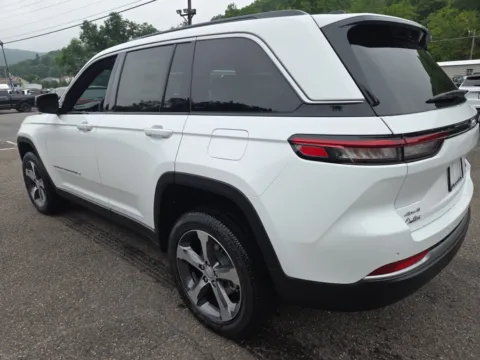 More photos of 2026 Jeep Grand Cherokee Limited at Outten Chrysler Dodge Jeep Ram of Tamaqua, PA