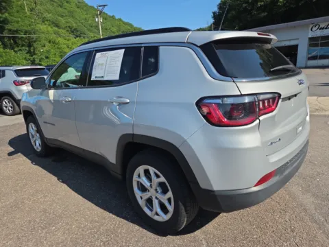 More photos of 2024 Jeep Compass Latitude at Outten Chrysler Dodge Jeep Ram of Tamaqua, PA