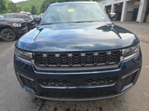 More photos of 2026 Jeep Grand Cherokee L Limited at Outten Chrysler Dodge Jeep Ram of Tamaqua, PA