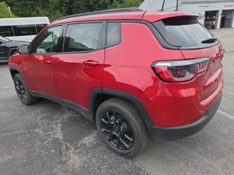 More photos of 2026 Jeep Compass Latitude Altitude at Outten Chrysler Dodge Jeep Ram of Tamaqua, PA
