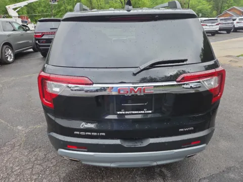 More photos of 2023 GMC Acadia SLT at Outten Chrysler Dodge Jeep Ram of Tamaqua, PA