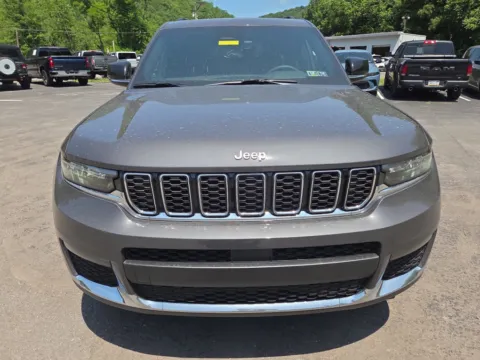 More photos of 2025 Jeep Grand Cherokee L Limited at Outten Chrysler Dodge Jeep Ram of Tamaqua, PA