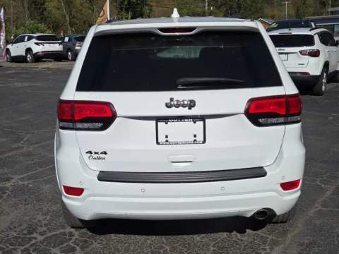 More photos of 2021 Jeep Grand Cherokee Laredo X at Outten Chrysler Dodge Jeep Ram of Tamaqua, PA