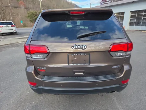 More photos of 2020 Jeep Grand Cherokee North at Outten Chrysler Dodge Jeep Ram of Tamaqua, PA