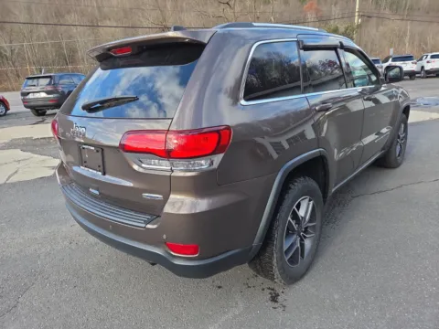 Another view of 2020 Jeep Grand Cherokee North for sale in Tamaqua, PA at Outten Chrysler Dodge Jeep Ram of Tamaqua