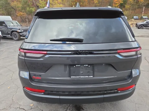 Another view of 2025 Jeep Grand Cherokee Altitude X for sale in Tamaqua, PA at Outten Chrysler Dodge Jeep Ram of Tamaqua