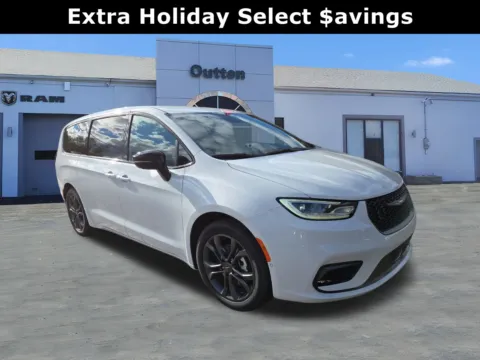 White 2026 Chrysler Pacifica 100th Anniv. Select for sale in Tamaqua, PA