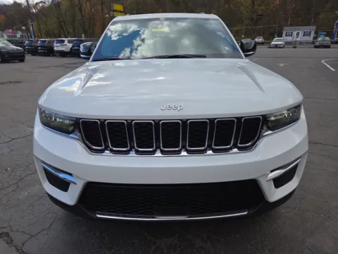 More photos of 2025 Jeep Grand Cherokee Limited at Outten Chrysler Dodge Jeep Ram of Tamaqua, PA