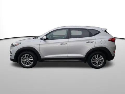 Photos of 2016 Hyundai Tucson SE for sale in Auburn, WA at Auburn CDJR