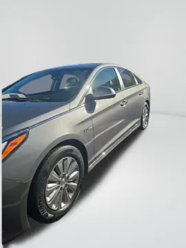 Another view of 2017 Hyundai Sonata Hybrid SE for sale in Auburn, WA at Auburn CDJR