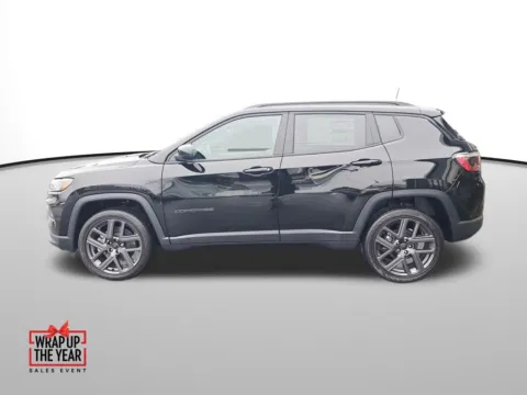 Photos of 2026 Jeep Compass Latitude for sale in Auburn, WA at Auburn CDJR