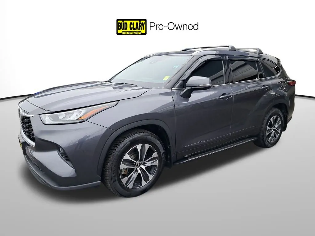 2020 Toyota Highlander XLE for sale in Auburn, WA