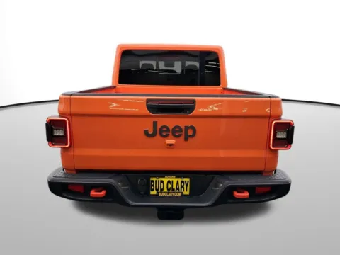 More photos of 2025 Jeep Gladiator Mojave at Auburn CDJR, WA