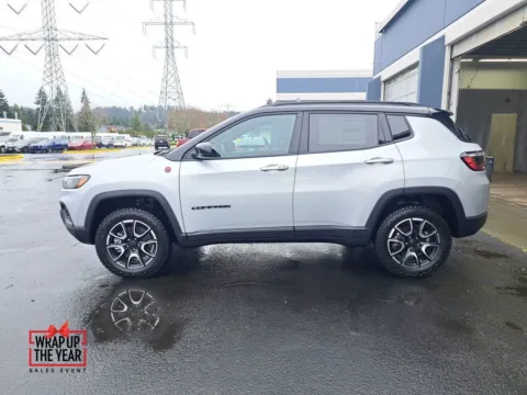 Photos of 2026 Jeep Compass Trailhawk for sale in Auburn, WA at Auburn CDJR