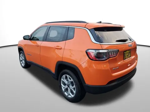 Another view of 2026 Jeep Compass Latitude for sale in Auburn, WA at Auburn CDJR