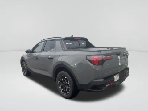 Photos of 2022 Hyundai Santa Cruz SEL for sale in Auburn, WA at Auburn CDJR