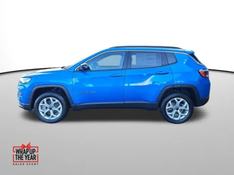 Photos of 2026 Jeep Compass Latitude for sale in Auburn, WA at Auburn CDJR