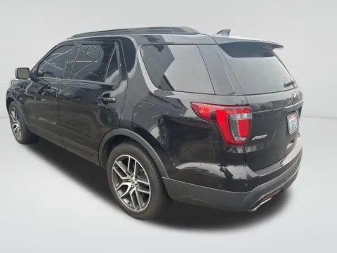 Another view of 2017 Ford Explorer Sport for sale in Auburn, WA at Auburn CDJR