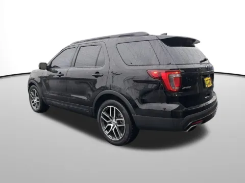 Another view of 2017 Ford Explorer Sport for sale in Auburn, WA at Auburn CDJR