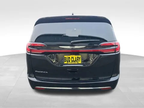 More photos of 2026 Chrysler Pacifica Select at Bud Clary Auburn CDJR, WA