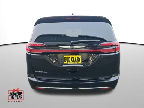 More photos of 2026 Chrysler Pacifica Select at Auburn CDJR, WA