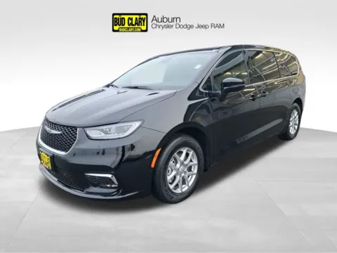 Black 2026 Chrysler Pacifica Select for sale in Auburn, WA