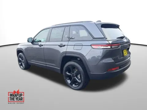 Another view of 2025 Jeep Grand Cherokee Altitude X for sale in Auburn, WA at Auburn CDJR
