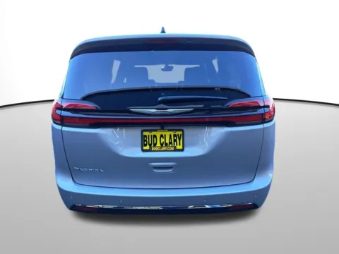 More photos of 2026 Chrysler Pacifica Select at Bud Clary Auburn CDJR, WA