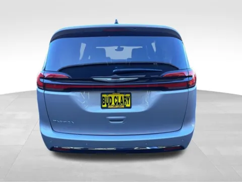 More photos of 2026 Chrysler Pacifica Select at Bud Clary Auburn CDJR, WA