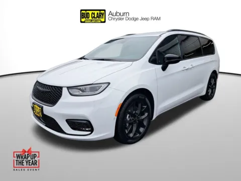 White 2026 Chrysler Pacifica Select for sale in Auburn, WA