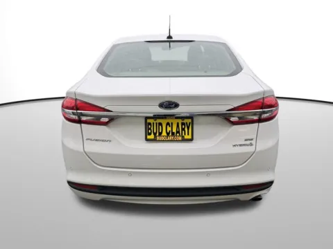 More photos of 2018 Ford Fusion Hybrid SE at Auburn CDJR, WA