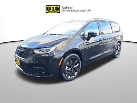 Black 2026 Chrysler Pacifica Select for sale in Auburn, WA