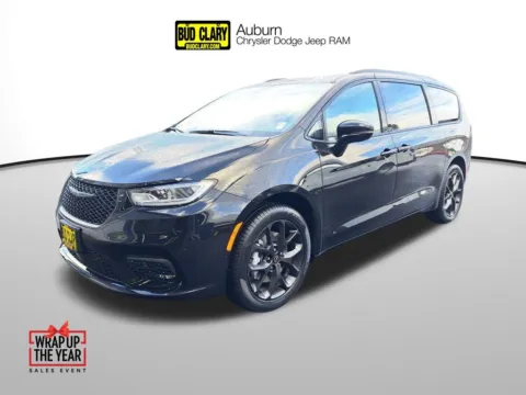 Black 2026 Chrysler Pacifica Select for sale in Auburn, WA