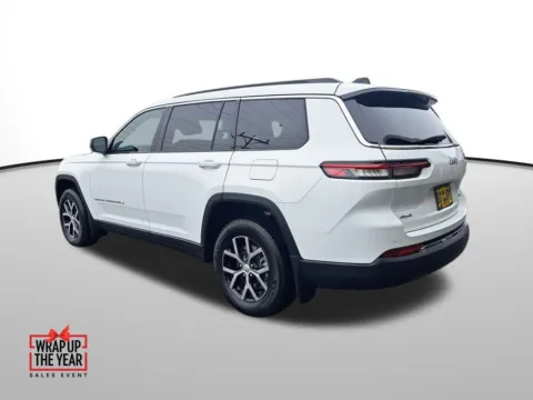 Another view of 2025 Jeep Grand Cherokee L Limited for sale in Auburn, WA at Auburn CDJR