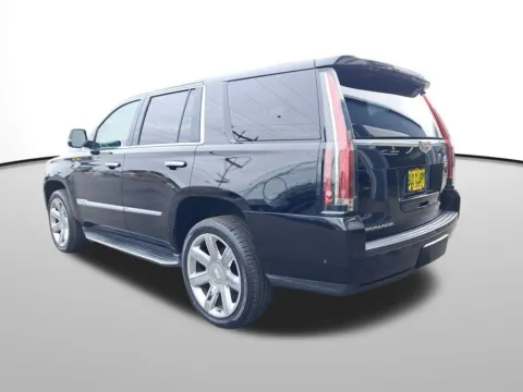 Another view of 2018 Cadillac Escalade Luxury for sale in Auburn, WA at Auburn CDJR