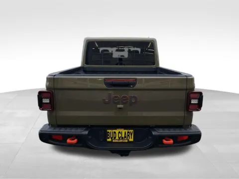 More photos of 2026 Jeep Gladiator Mojave at Bud Clary Auburn CDJR, WA