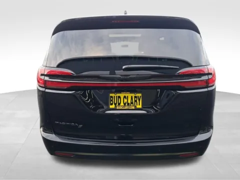More photos of 2026 Chrysler Pacifica Select at Bud Clary Auburn CDJR, WA