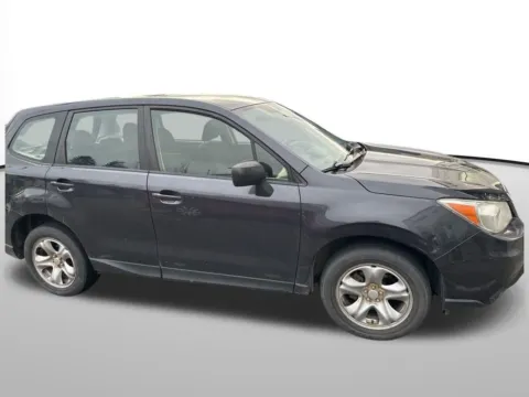 Photos of 2014 Subaru Forester 2.5i for sale in Auburn, WA at Auburn CDJR