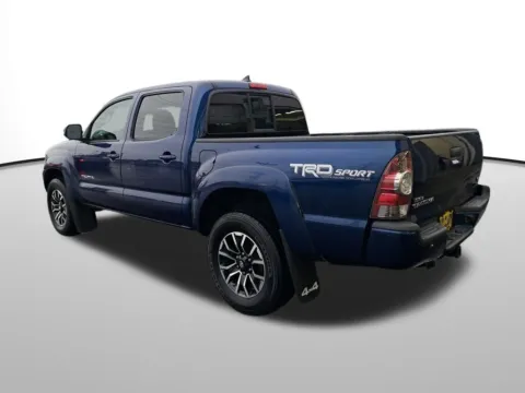 Another view of 2014 Toyota Tacoma for sale in Auburn, WA at Auburn CDJR