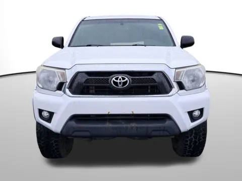 Photos of 2013 Toyota Tacoma for sale in Auburn, WA at Auburn CDJR