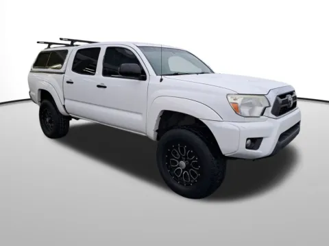 Another view of 2013 Toyota Tacoma for sale in Auburn, WA at Auburn CDJR