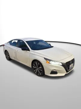 Photos of 2021 Nissan Altima 2.5 SR for sale in Auburn, WA at Auburn CDJR