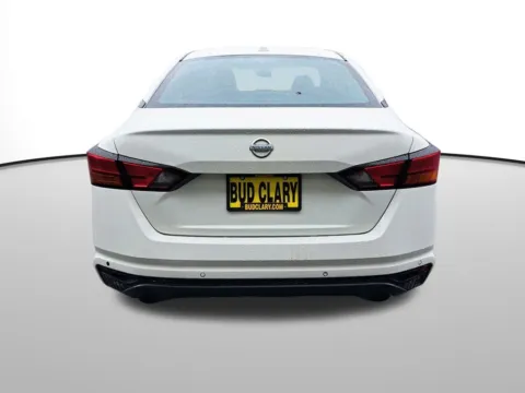 More photos of 2021 Nissan Altima 2.5 SR at Auburn CDJR, WA