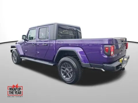 Another view of 2026 Jeep Gladiator Sport S for sale in Auburn, WA at Auburn CDJR