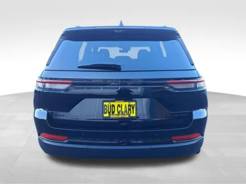 More photos of 2025 Jeep Grand Cherokee Limited at Bud Clary Auburn CDJR, WA